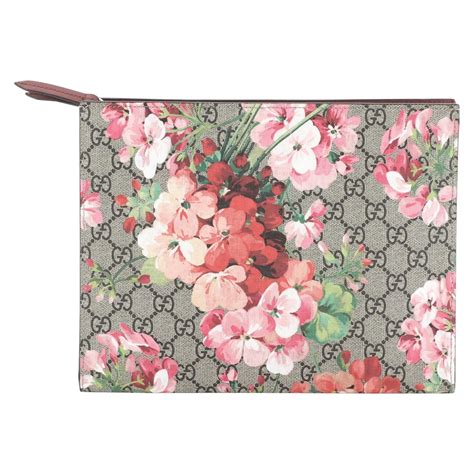 gucci bloom soft tote|Gucci Bloom toiletry pouch.